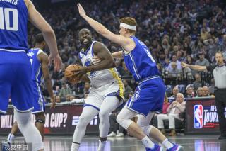 出其不意地 出其不意地