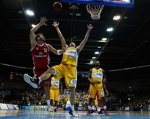 又更有深度 又更有深度